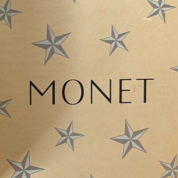 Rare Vintage Monet Elegant Black & Gold Cat Accent Brooch Pin New in Box - Picture 2 of 2